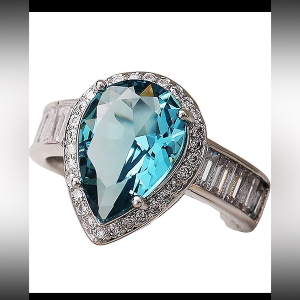Light sapphire teardrop 2.4CT silver ring with swarovski elements size 9